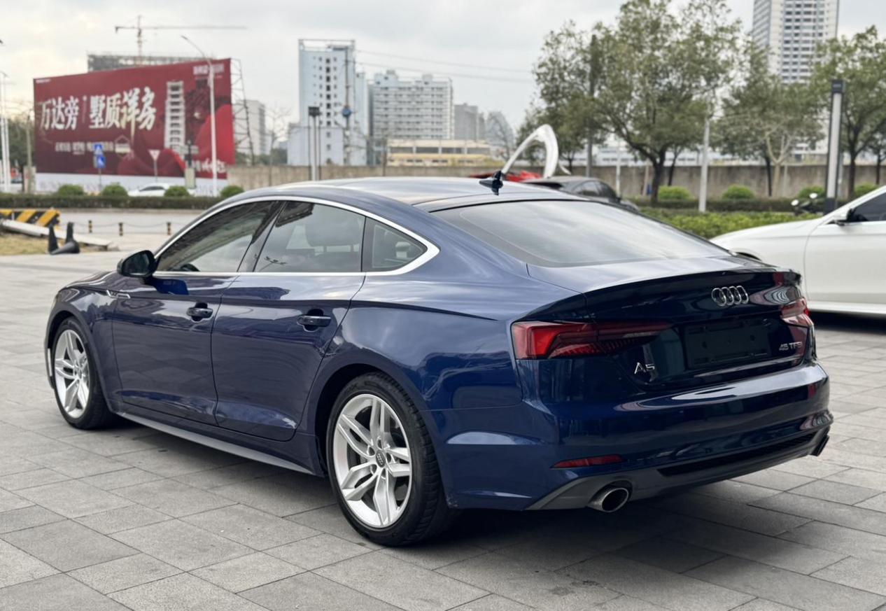 17款奥迪A5Sportback，曾经的轿跑王者，如今二手价格如何？