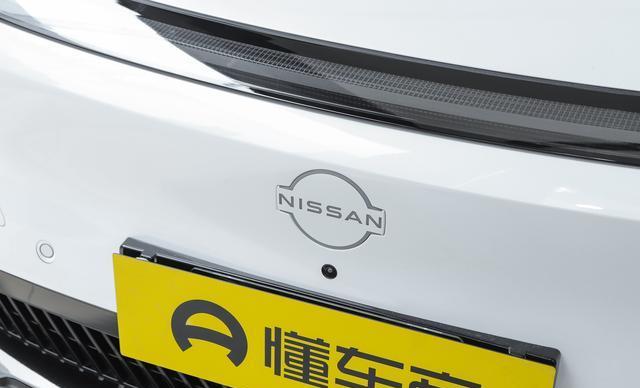 东风日产N7实车到店,4月13日开启预订,预计售价20万元以内受关注