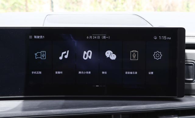 现代首款方盒子SUV来了：外形真漂亮，有567座可选，可轻度越野