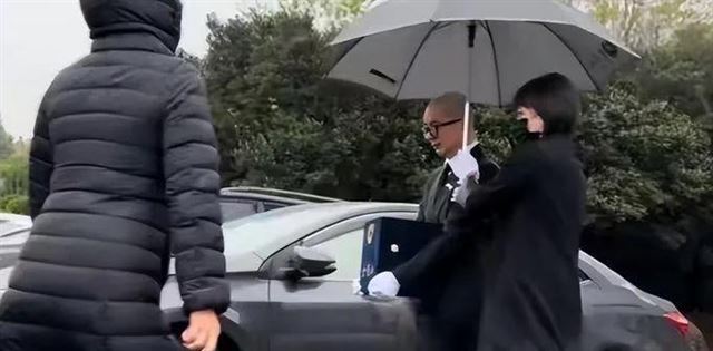 哭了！大S遗愿公开，才明白和汪小菲这十年的婚姻他俩有多相爱！