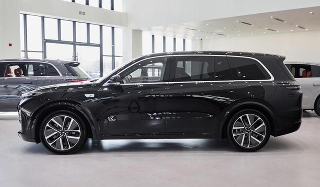 新车丨售价23.99万元起，采用6座布局，深蓝S09正式上市