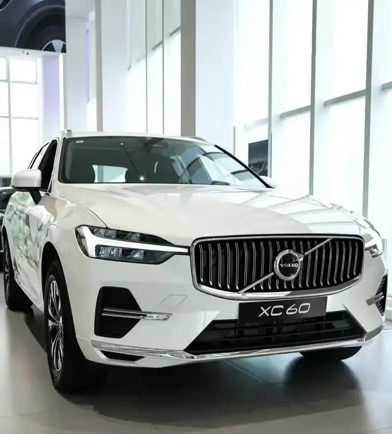 试驾沃尔沃XC60：安全稳如牛，但这3个硬伤让我当场劝退朋友！