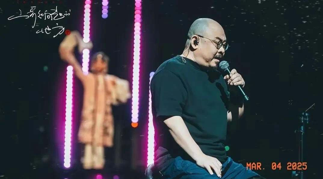 《鸿雁于飞》空降外滩，歌迷懵了，文化圈炸了：电音昆曲，刀郎要干啥？