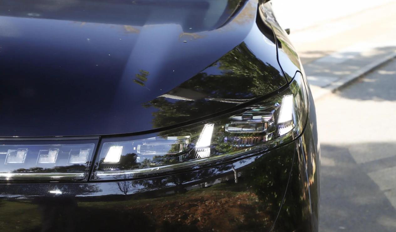 厚道的豪华头等舱！长超5米，和问界M7同级，油耗0.68L，仅16万多