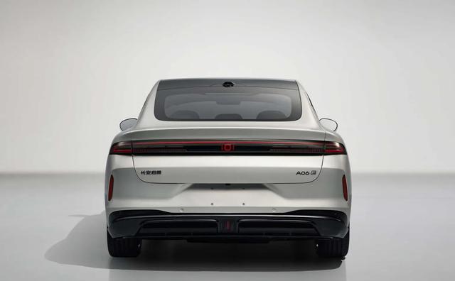 启源A06曝光, 价格或不到十万带800V，比大哥A07还香？