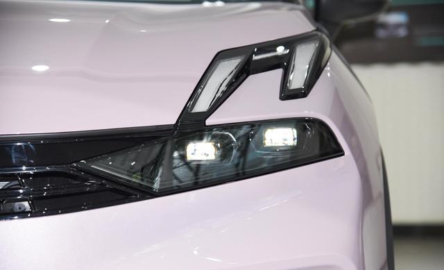 领克06EMP新车型，全适合年轻人的插混SUV
