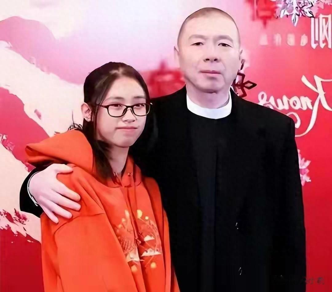 冯小刚近况曝光，他的“小心思”再藏不住了！徐帆回应离婚5个月
