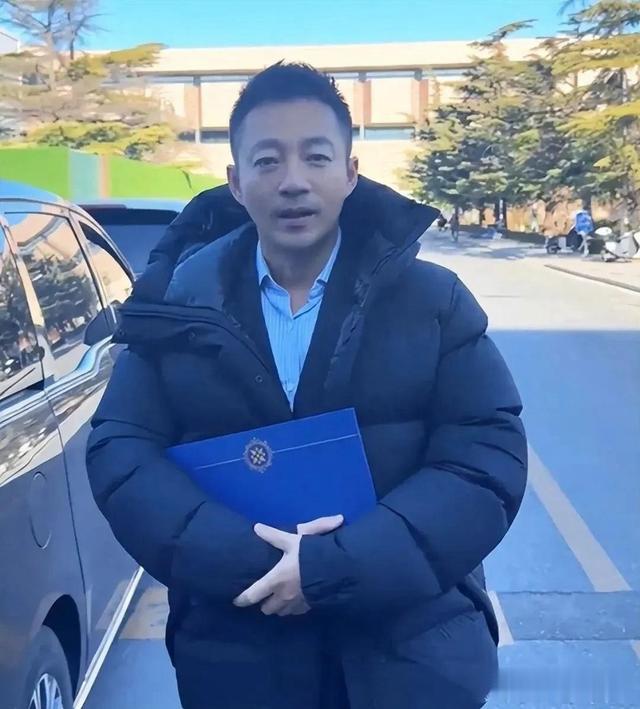 知情人士透露关键信息，汪小菲俩孩子回北京的时间有迹可循