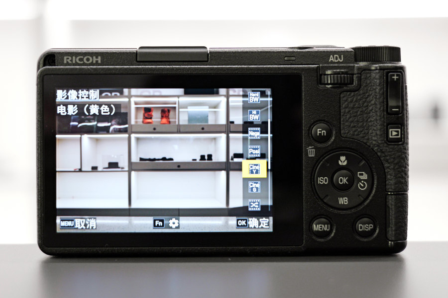 快拍王者!理光GR IV上手体验,当街拍利器变得更称手