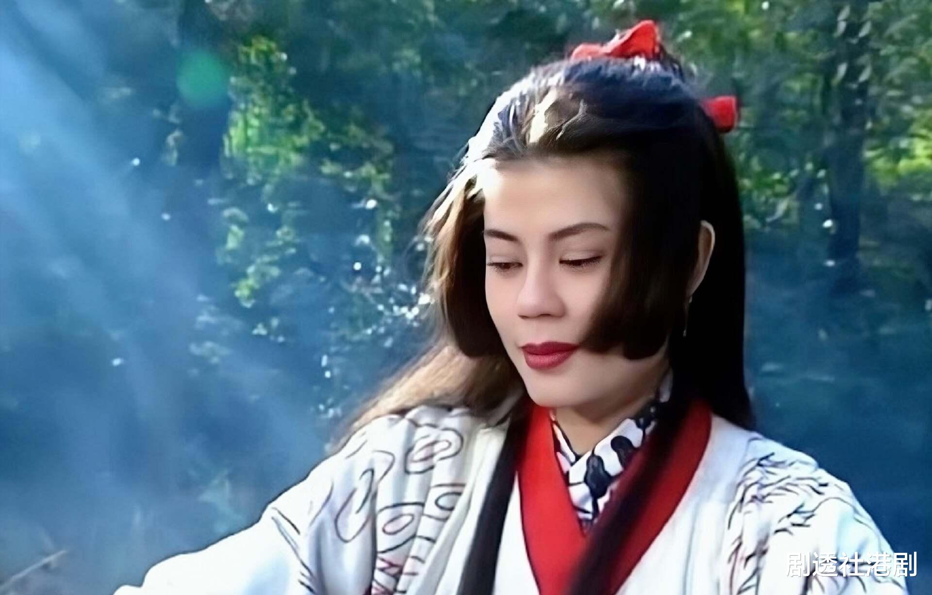 香港知名女星拒绝复出，经历严重车祸，不整容不医美至今单身