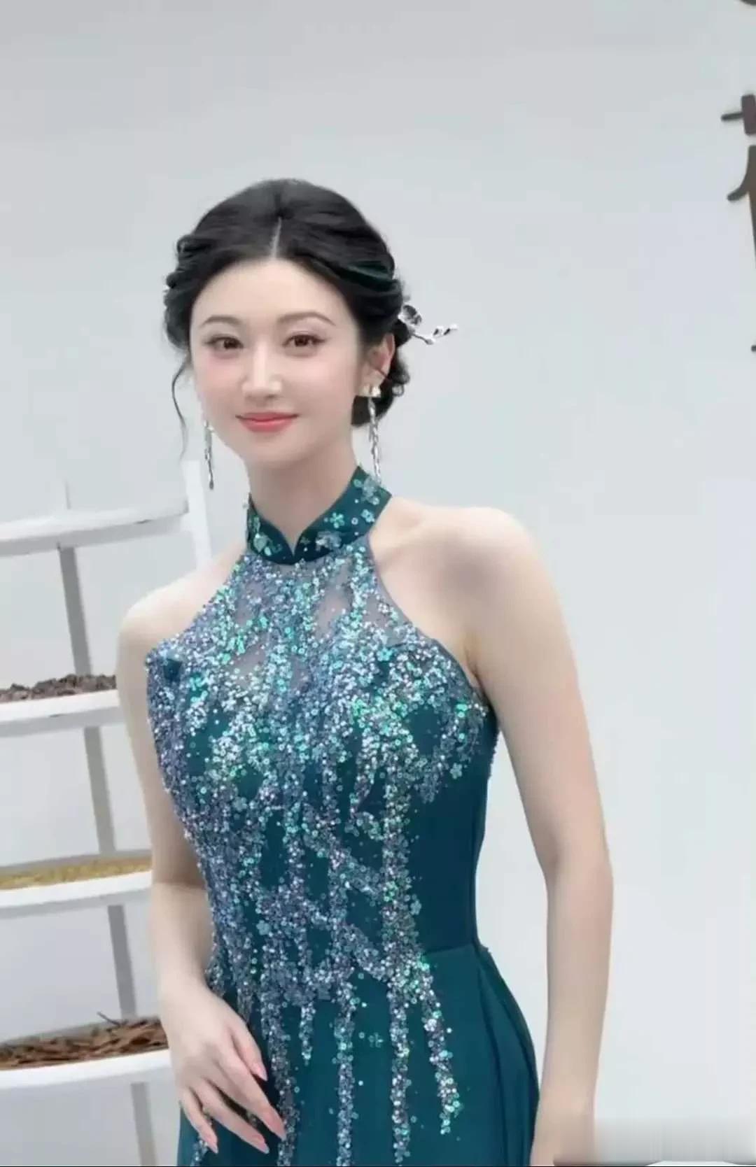 景甜这个挑染简直是神来之笔 ?