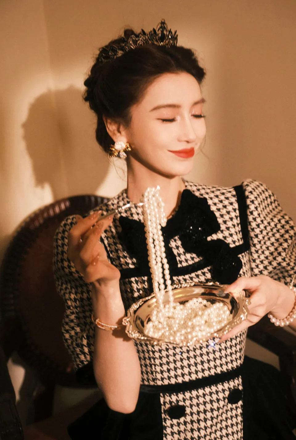 Angelababy 杨颖这张脸好权威