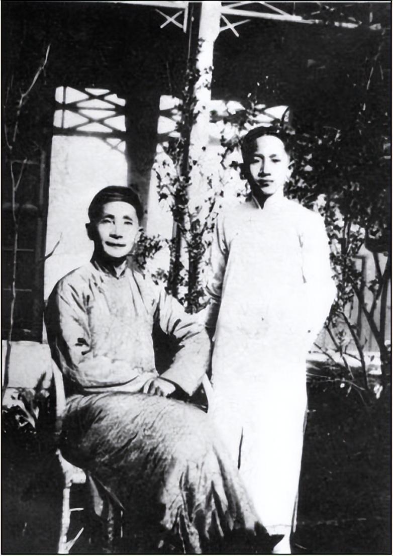 孙道临回忆往事：母亲受惊吓而死，他被演员梁波罗伤害