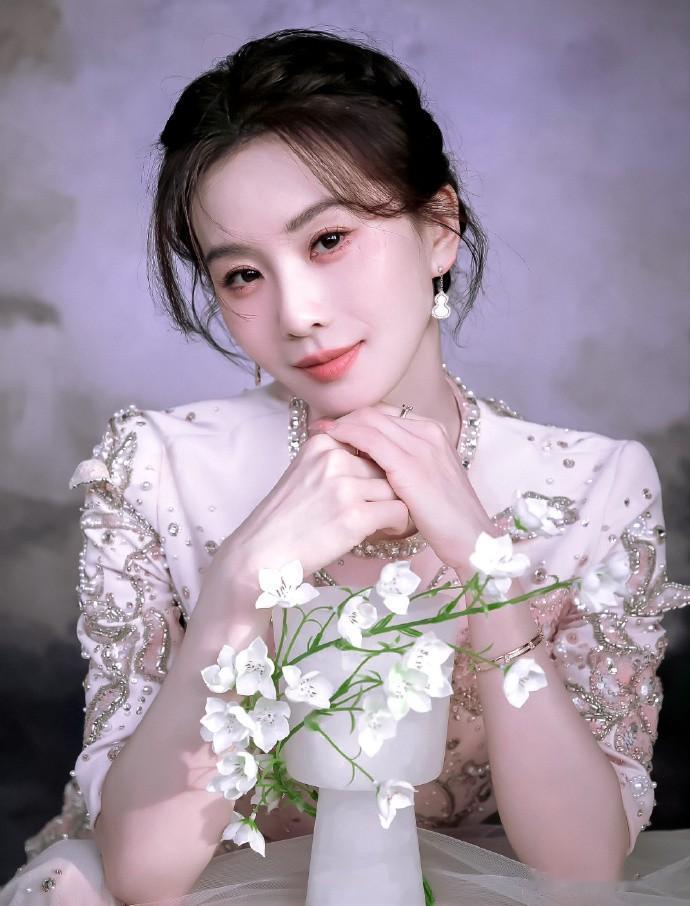 刘诗诗的白瓷妆，这才是东方美该有的样子啊