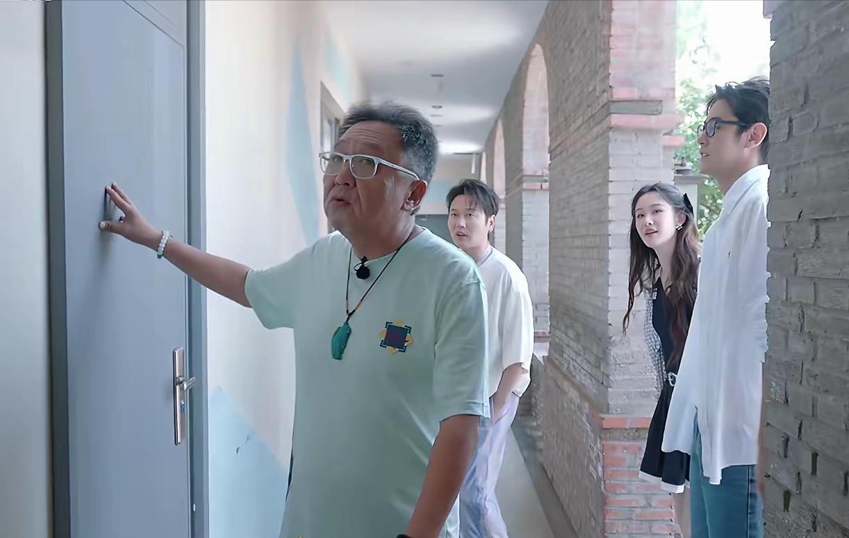 于谦财务暴雷仅2天,底裤被扒底朝天,孙越、吴京也意外被牵连