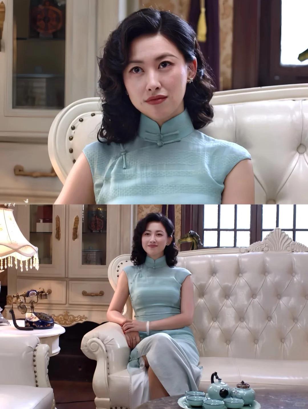 恭喜朱珠搬离老破小!和老公在豪宅做牛排请客,家里穿短袖超暖和