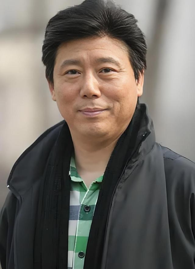 京剧名家史依弘：离异18年，前夫李诚儒闪恋女星，她为何至今单身