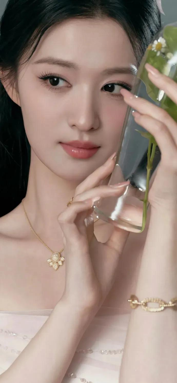 王楚然-不食人间烟火的美