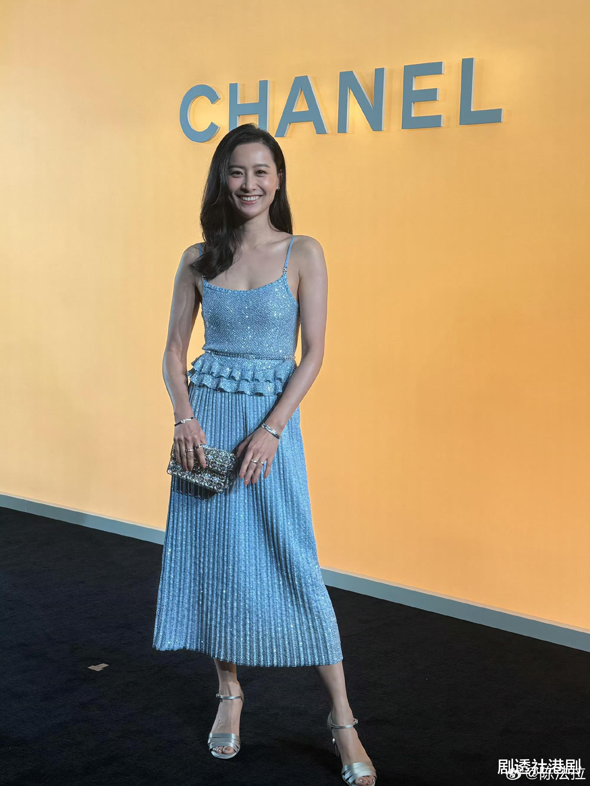 TVB前花旦近况曝光!自称祖辈在广州有一条街物业,网民反应不一