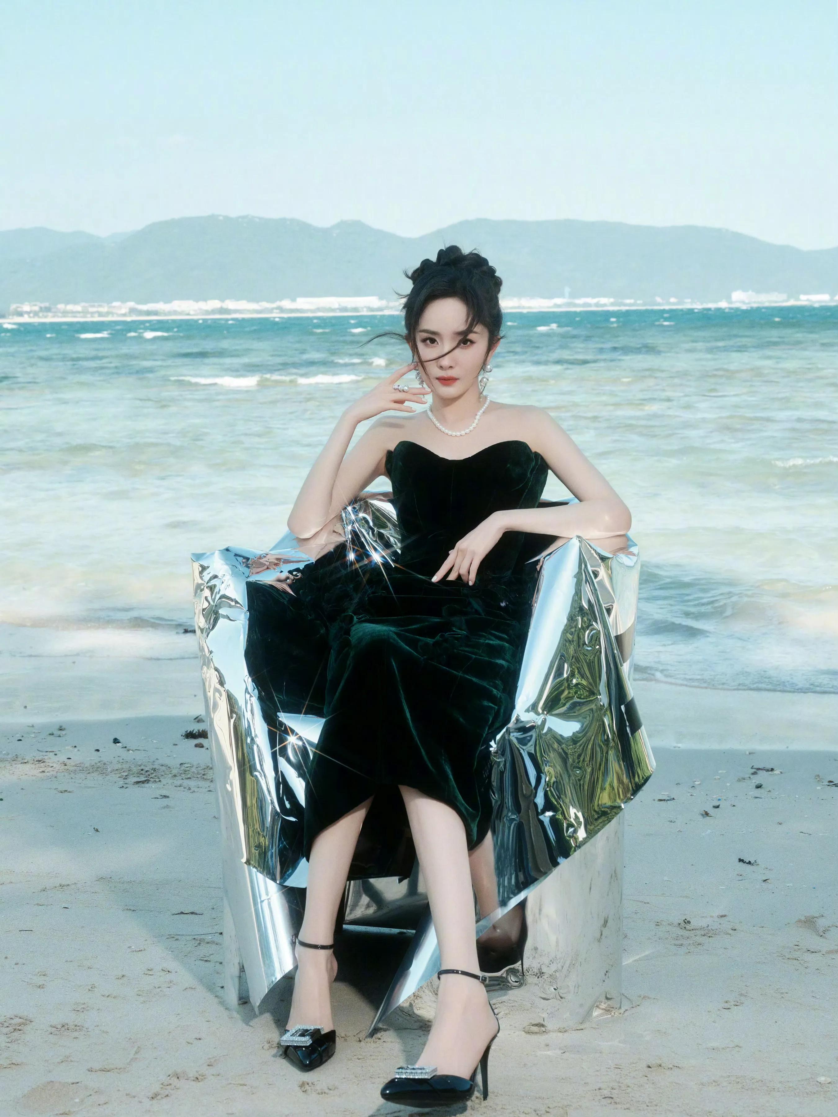 杨幂的百变红毯礼服妆造