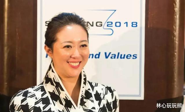 “世界女船王”赵式明：继承百亿家产，嫁小15岁男友后连生2胎