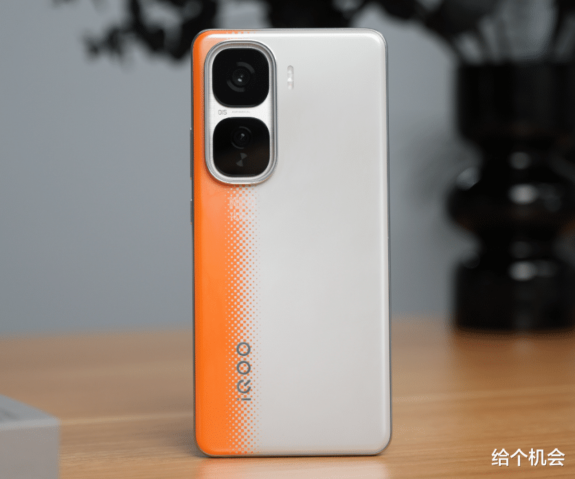 骁龙8Gen 3仅1377元!这些手机价格全崩了