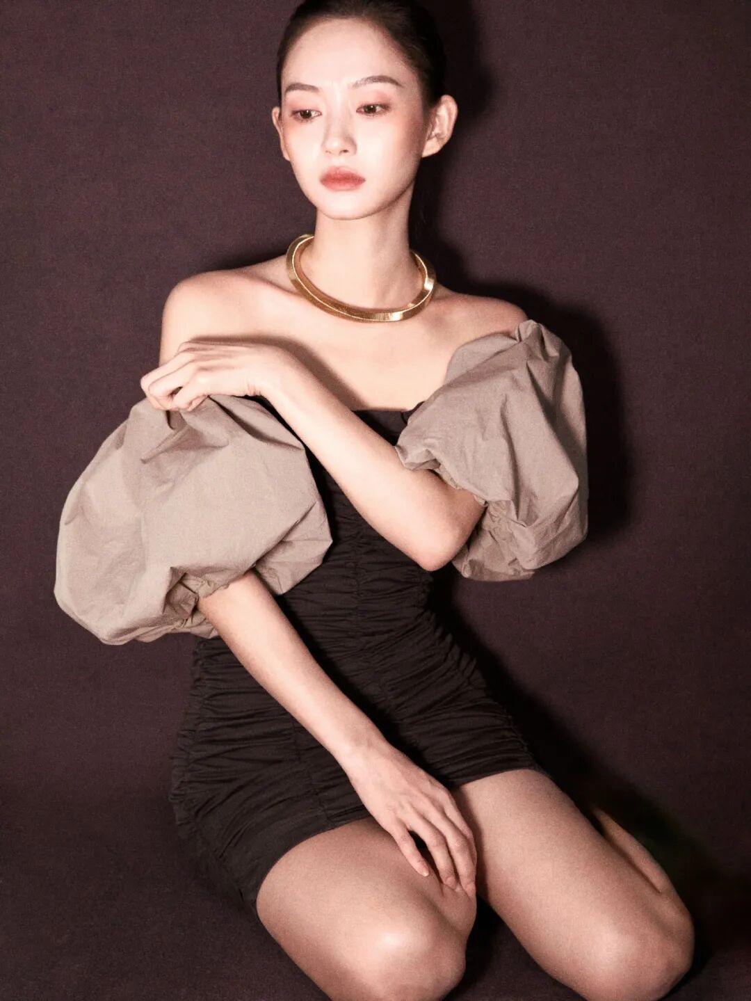 陈雨锶靓丽迷人 白皙美足