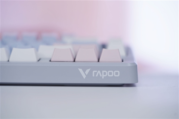 78鍵小巧簡約！雷柏V700DIY-75鍵盤圖賞