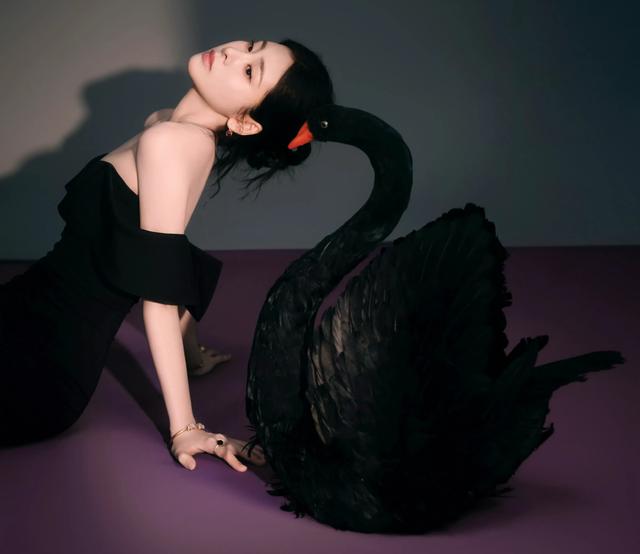 张碧晨变的越来越性感了