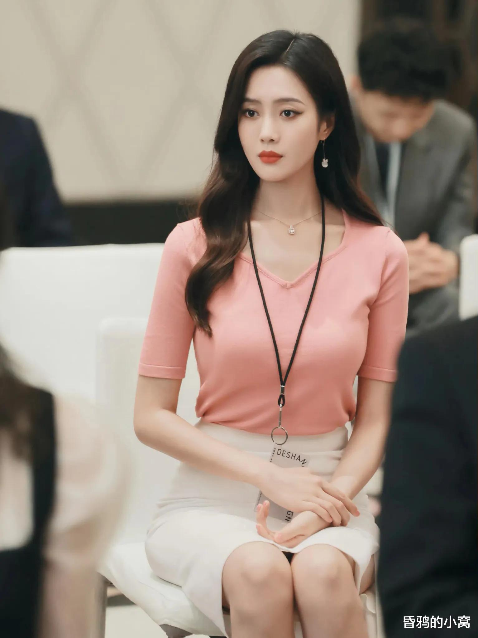 《狮城山海》中的程南屏,原来是“小桃”王梓薇,难怪这么眼熟!