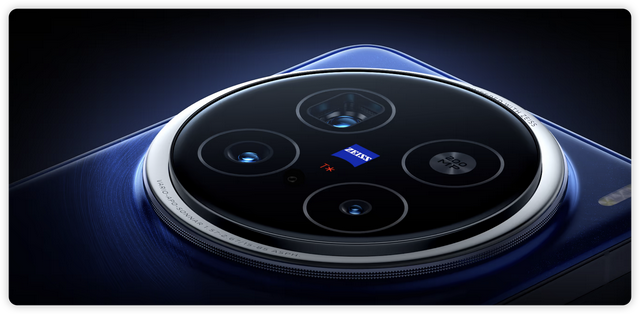 直屏党的胜利!vivo X300 Pro曝光,能否坐稳“大杯机皇”?