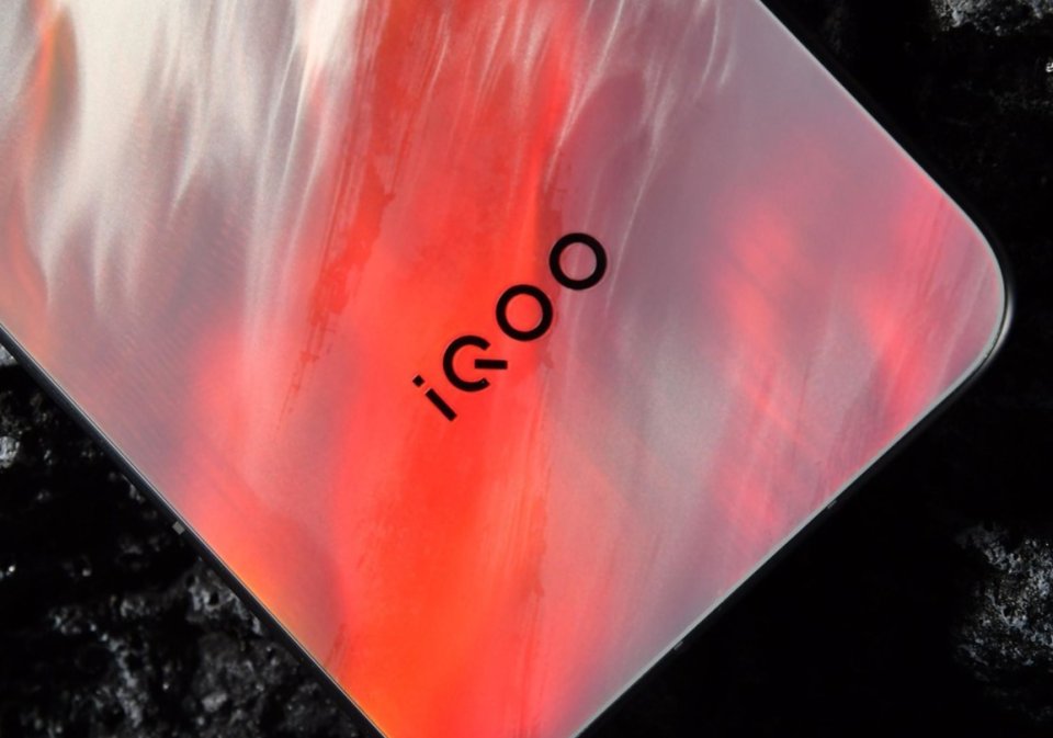 vivo誕生“新卷王”，16GB+1TB+7000mAh，賣得好也繼續(xù)降