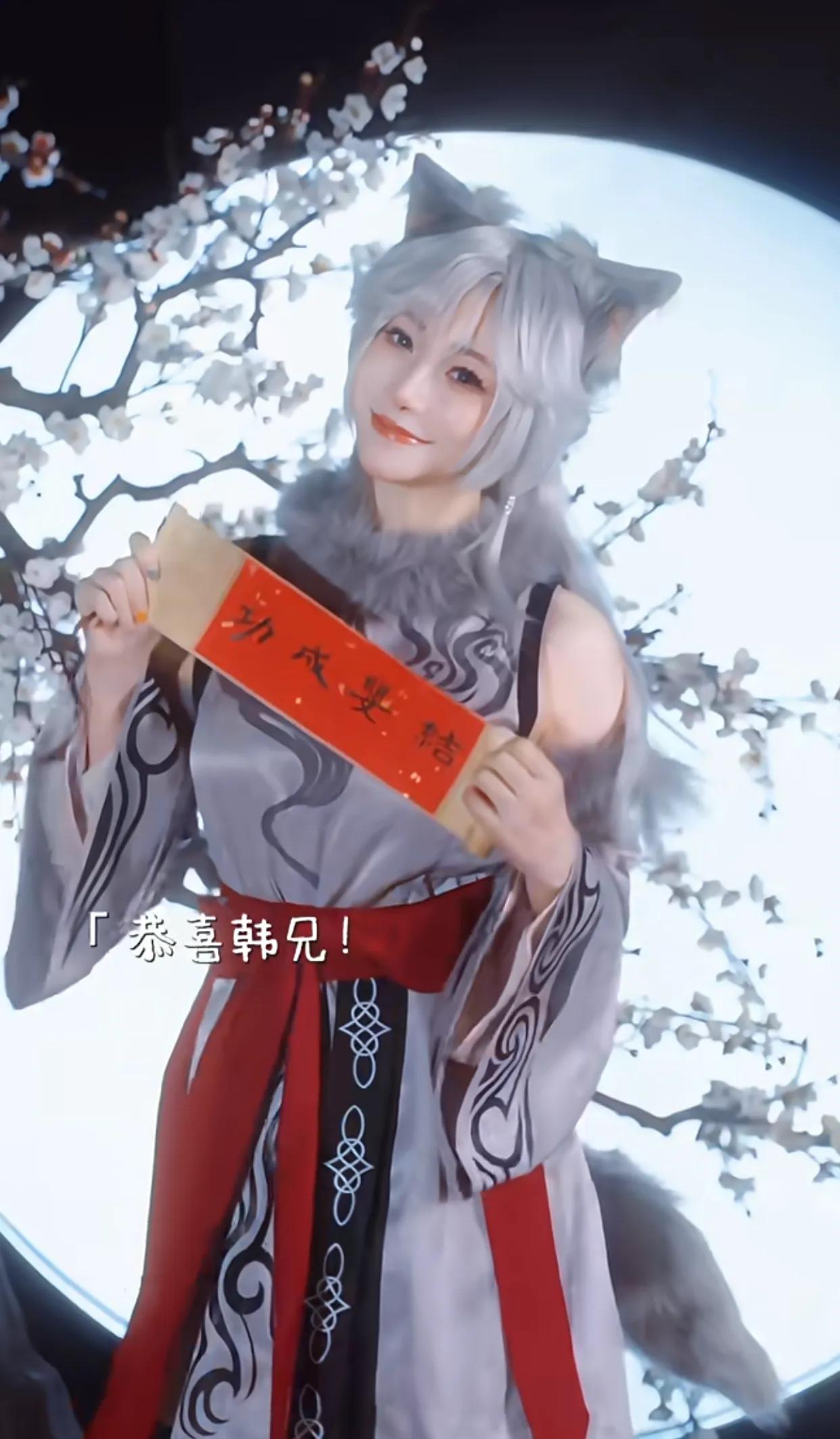 神还原！50岁陈紫函cos银月，像从动漫里蹦出来了，就是不太灵动