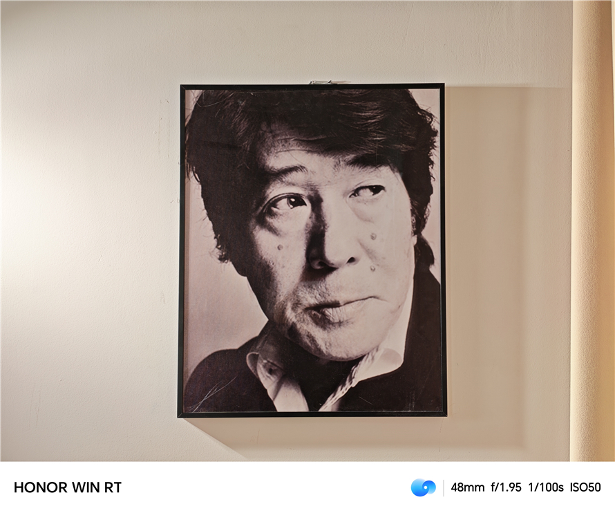 榮耀WIN RT測評：主動散熱風扇搭配10000mAh電池，滿足玩家向往