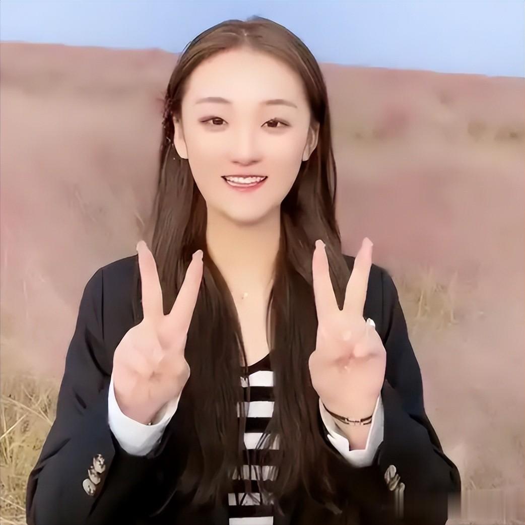 陈亚男和朱小伟离婚4年，耗尽人气后回心转意，但他们早已是过去