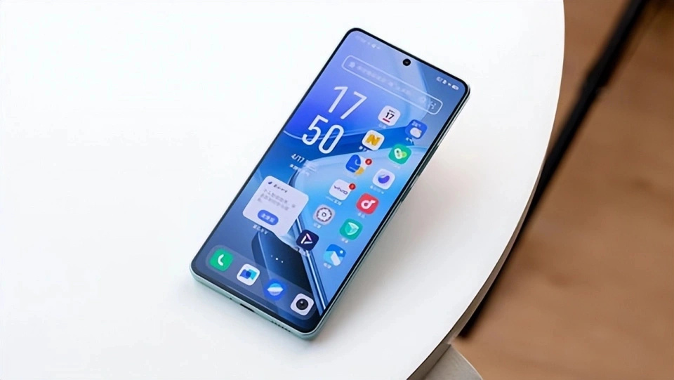 iQOO放弃高利润，16GB+512GB+6400mAh，国补后可“闭眼买”