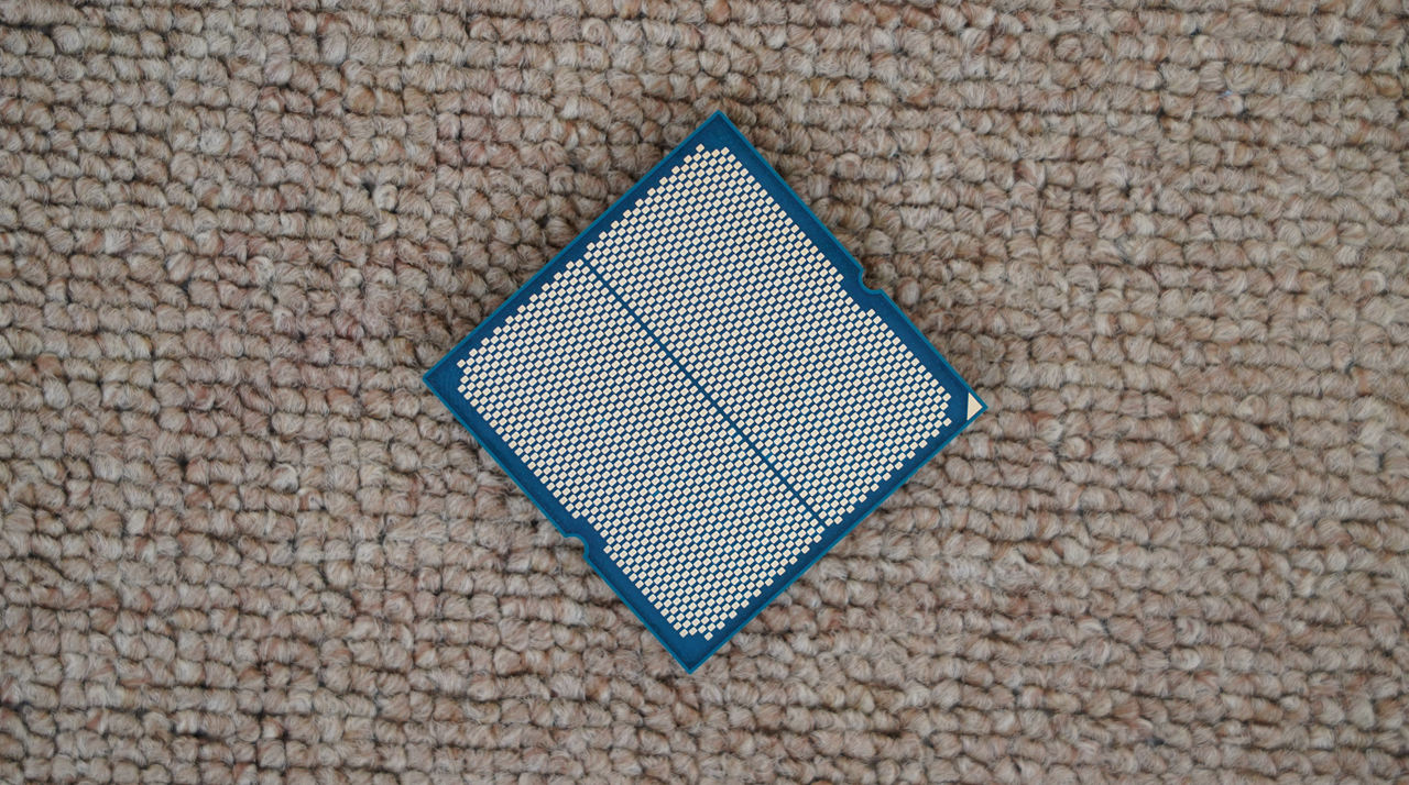 更适合游戏玩家的甜点显卡，AMD RX 9060 XT首发评测&装机分享