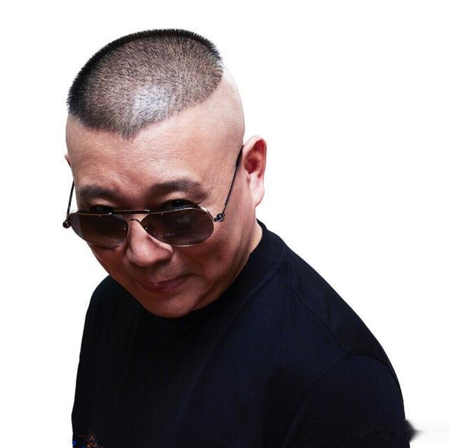 郭德纲在线分享自己的名言，既影射了一些同行，还点拨了众多观众