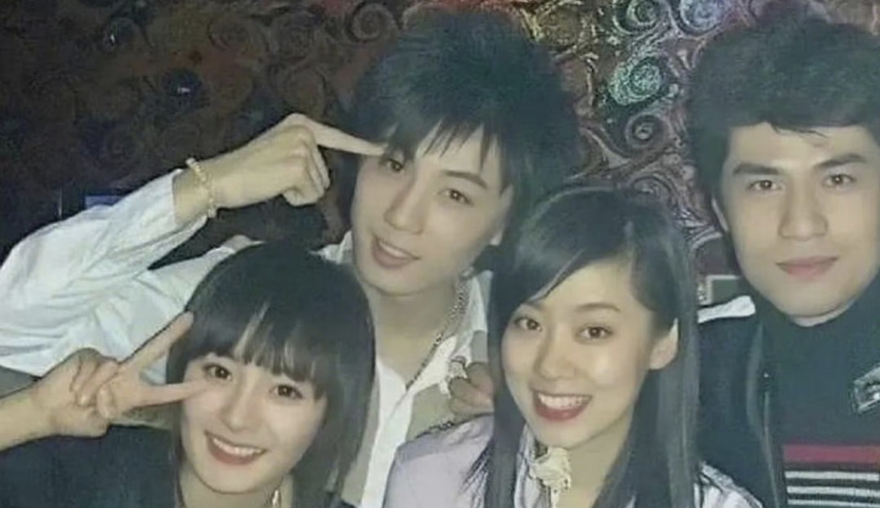 杨幂与她的“北电宿舍天团”:20年友情的超长待机