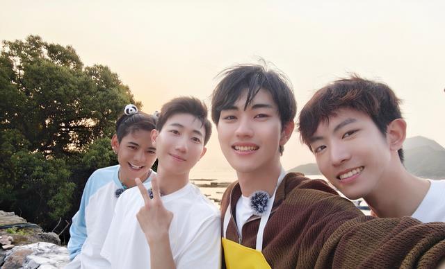 这一次，姐弟恋的“残酷现实”，在大男友19岁的金莎身上展露无遗