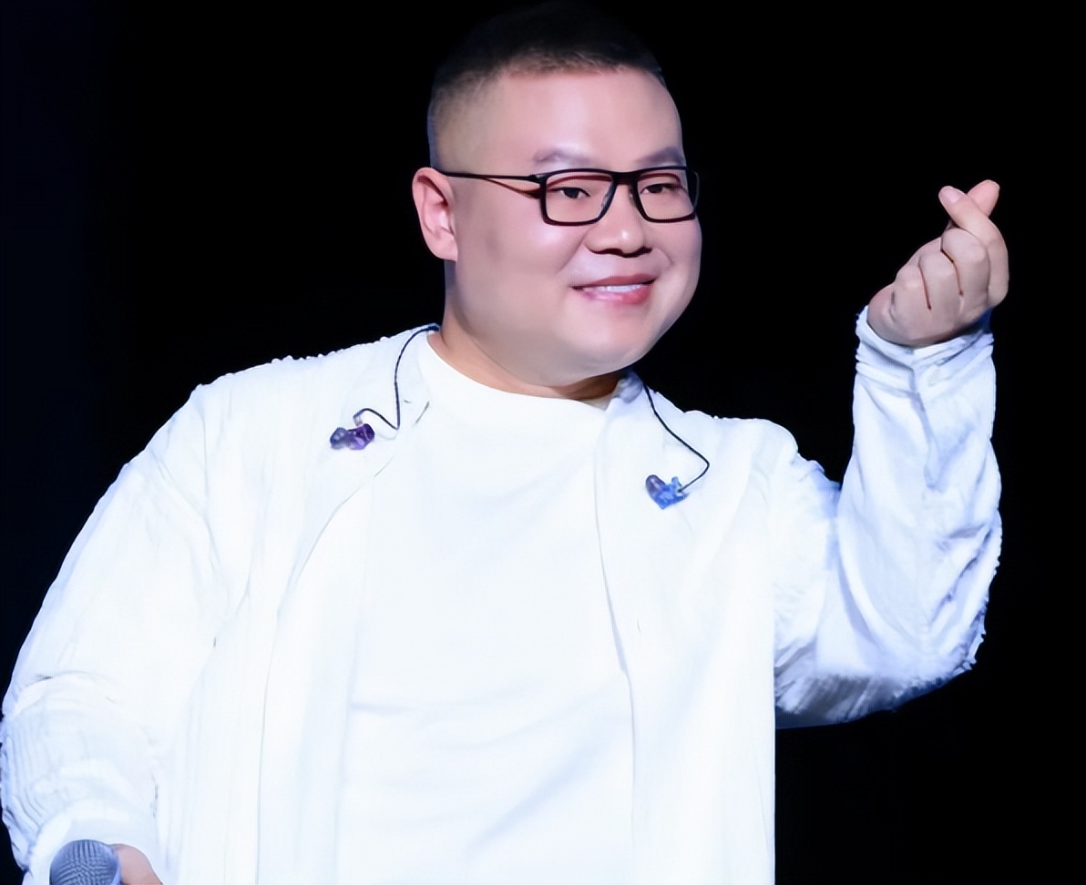 一场演唱会,戳穿岳云鹏圈中地位,这次为他撑腰的,不止师娘王惠