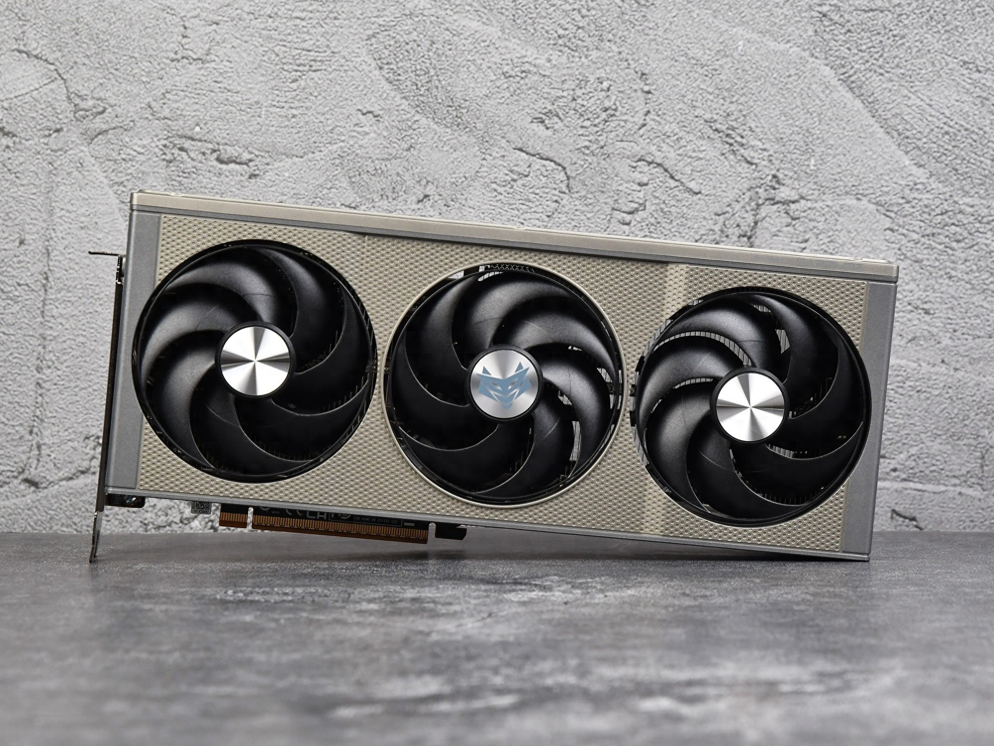 誰能被稱為本代最具性價比的甜品顯卡？