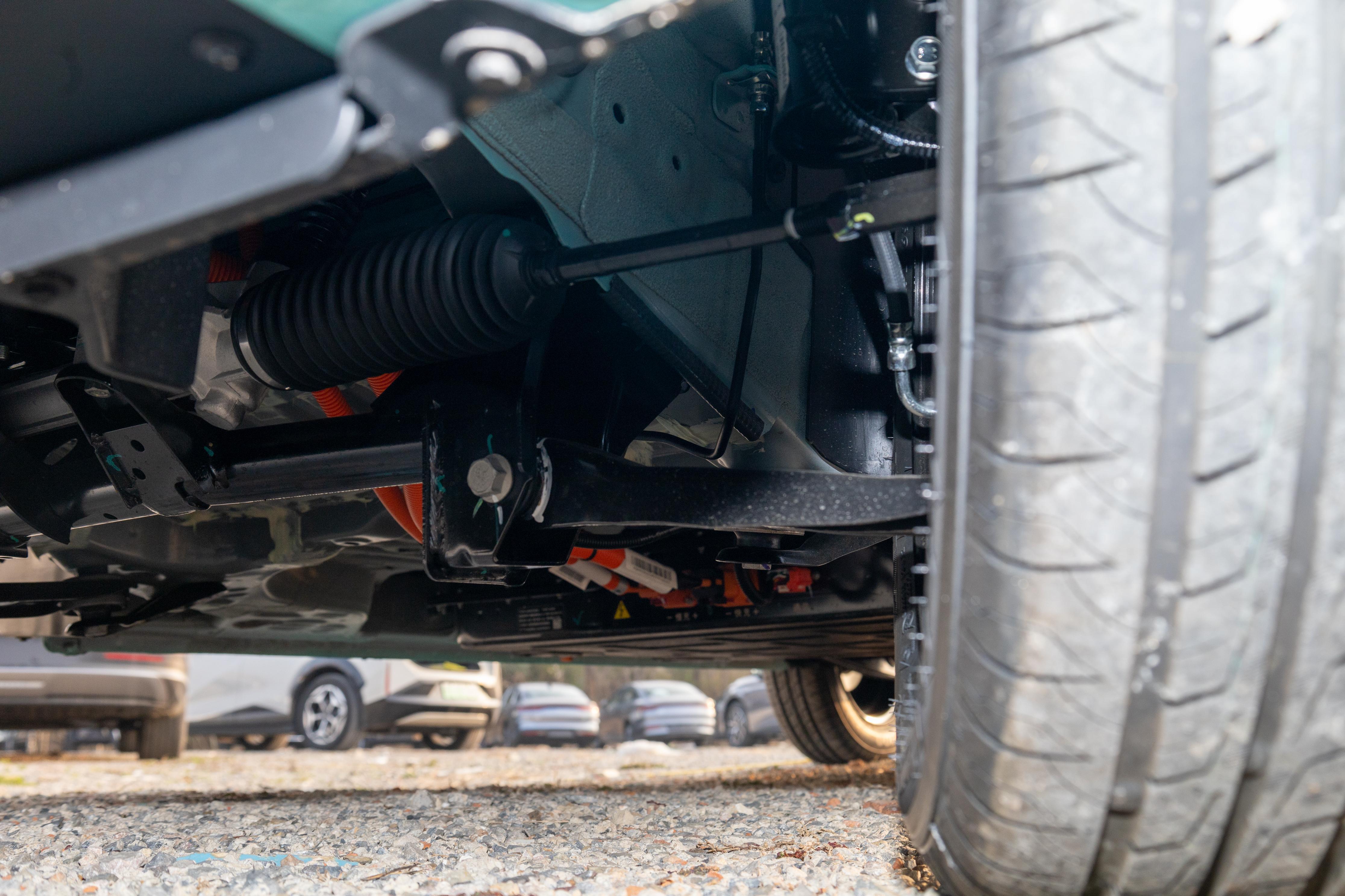 一次性说清楚 五菱宏光mini ev 四门版 新车选购指南