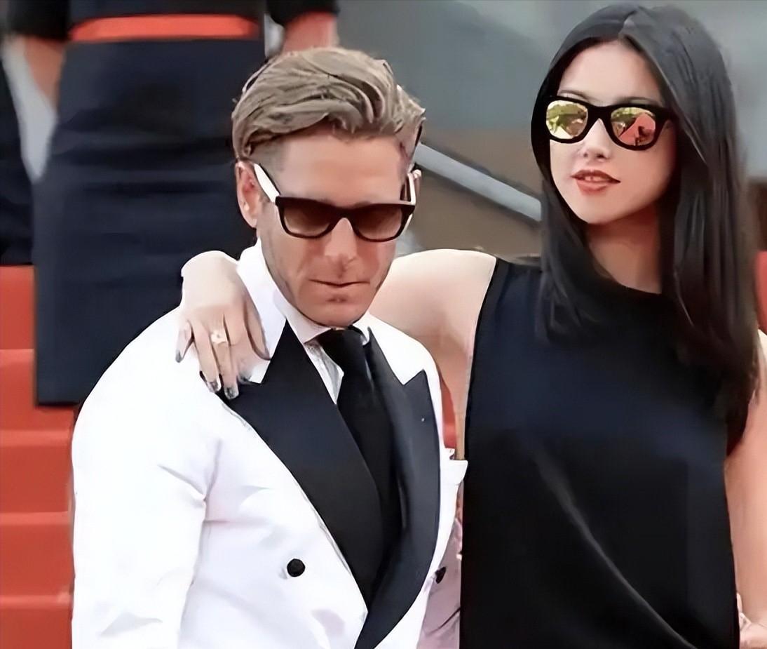 演员朱珠早期图片流出，被称反差巨大，原来你是这样的朱珠！