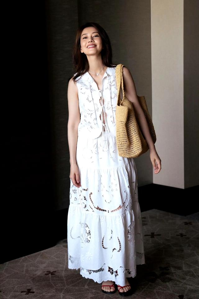 高圆圆,一直那么红,也一直那么保守,点赞