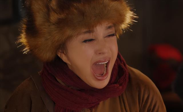 一身赘肉、满脸褶子,还要扎麻花辫双马尾强演少女,真是老不自知