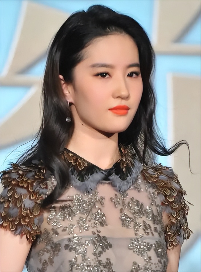 向太终于开口！坦白刘亦菲真实人品，原来巩俐当初真没说谎