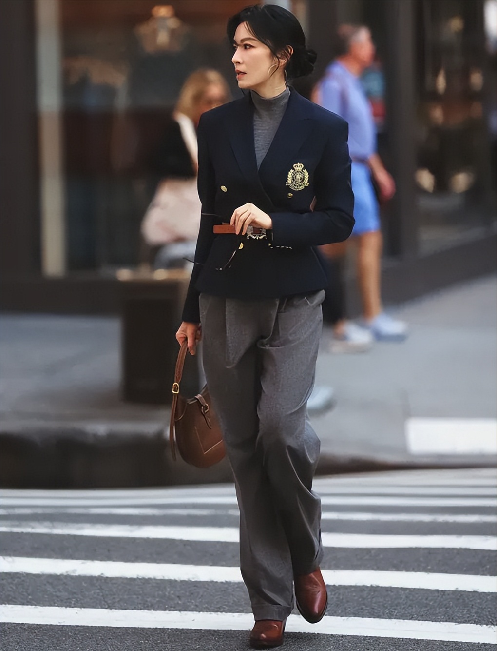 知名女星为父办追悼会！闺蜜穿粉色裙子送别，林心如萧敬腾都来了