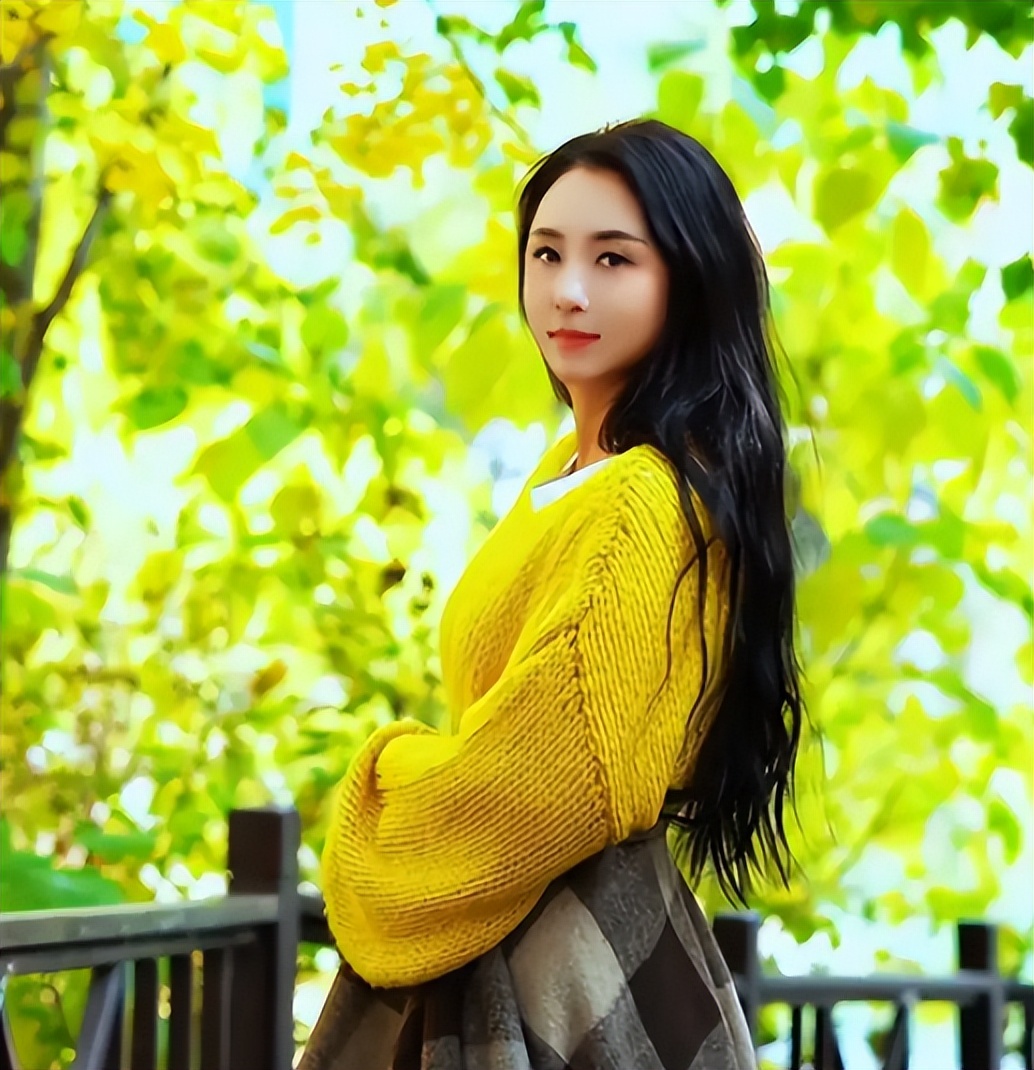 她靠星光大道一炮而红，却因当小三前途尽毁，今39岁活成这样