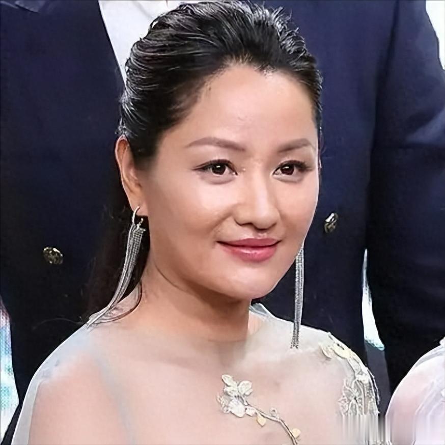 瞿颖用半年看透男人：从端屎端尿到决绝分手，原来患难真情会过期